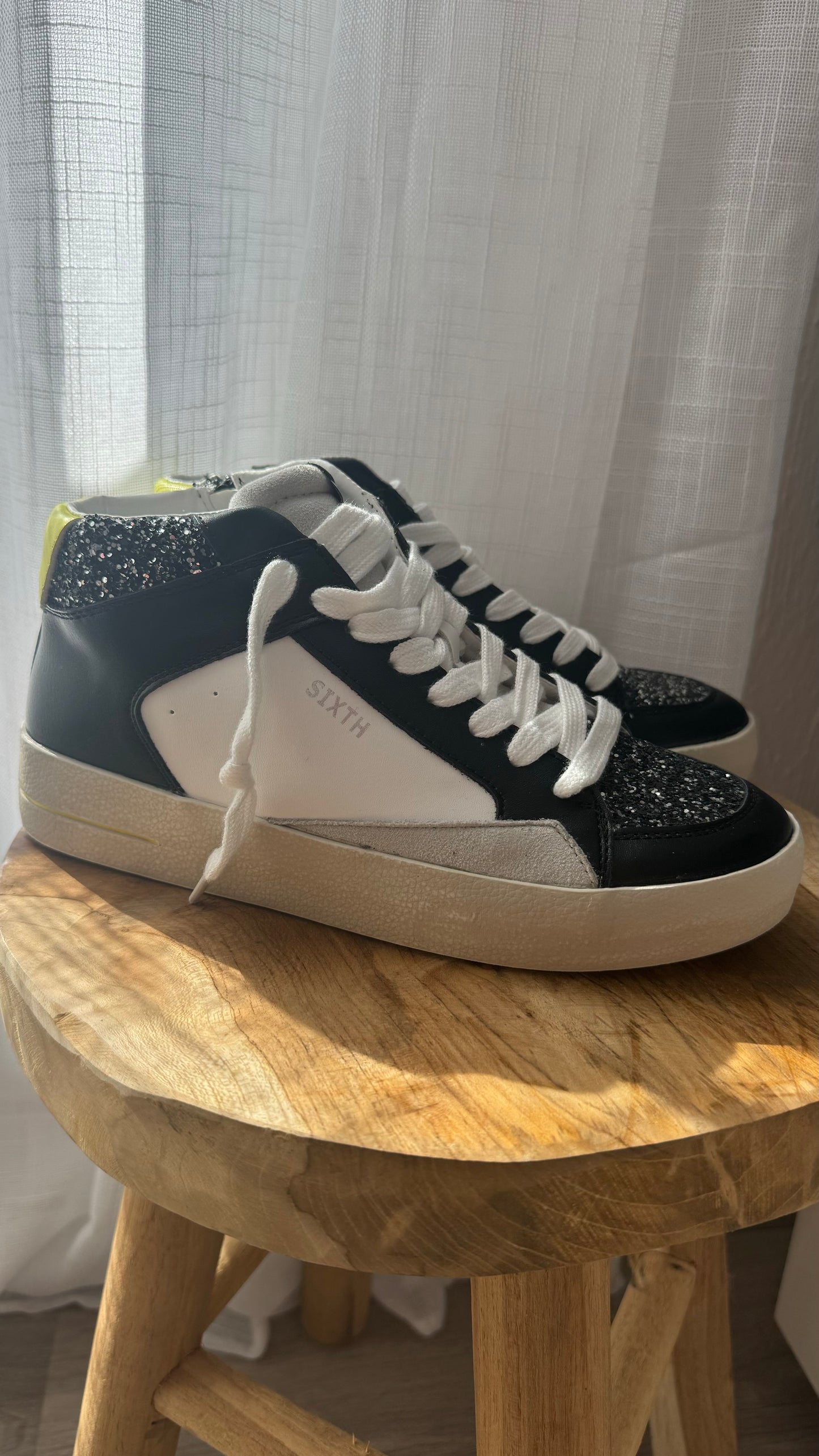 Baskets Shine